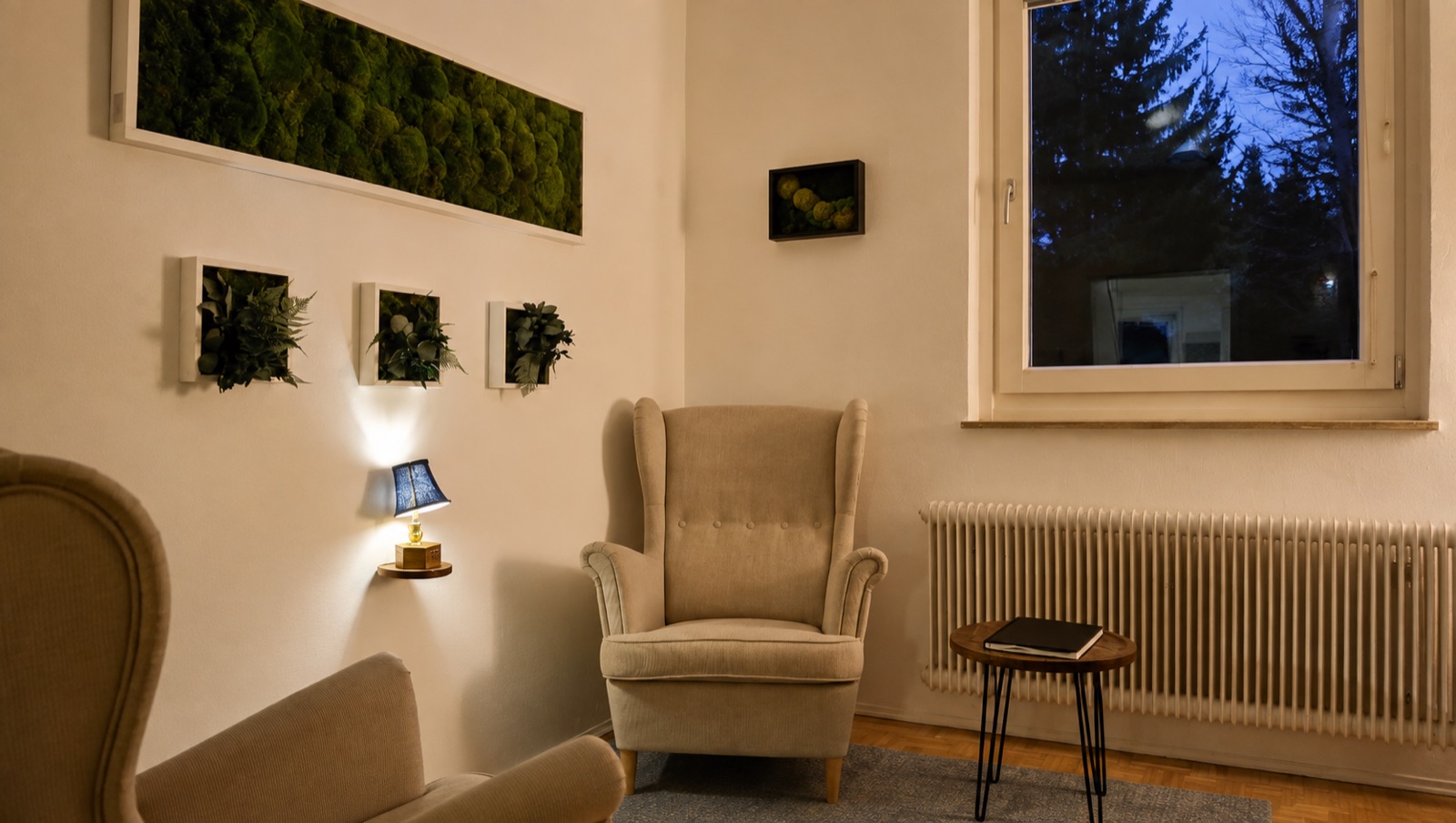 Praxisraum Purkersdorf am Abend